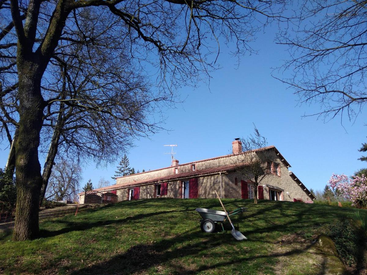 Les Trois Geais Bed & Breakfast Les Épesses Dış mekan fotoğraf